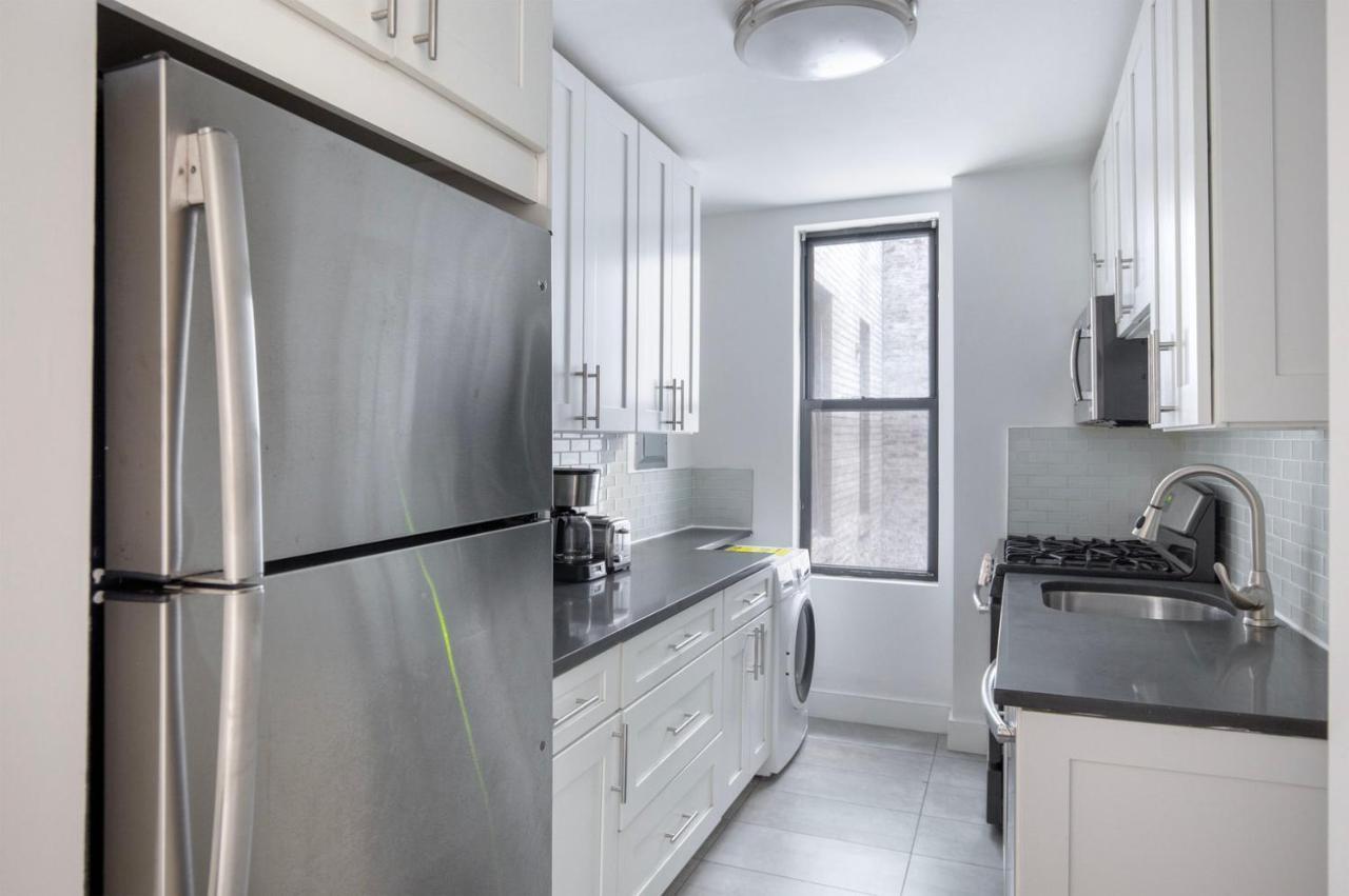 Appartamento Midtown 2Br W Doorman Wd Nr Central Park Nyc-1246 New York Esterno foto