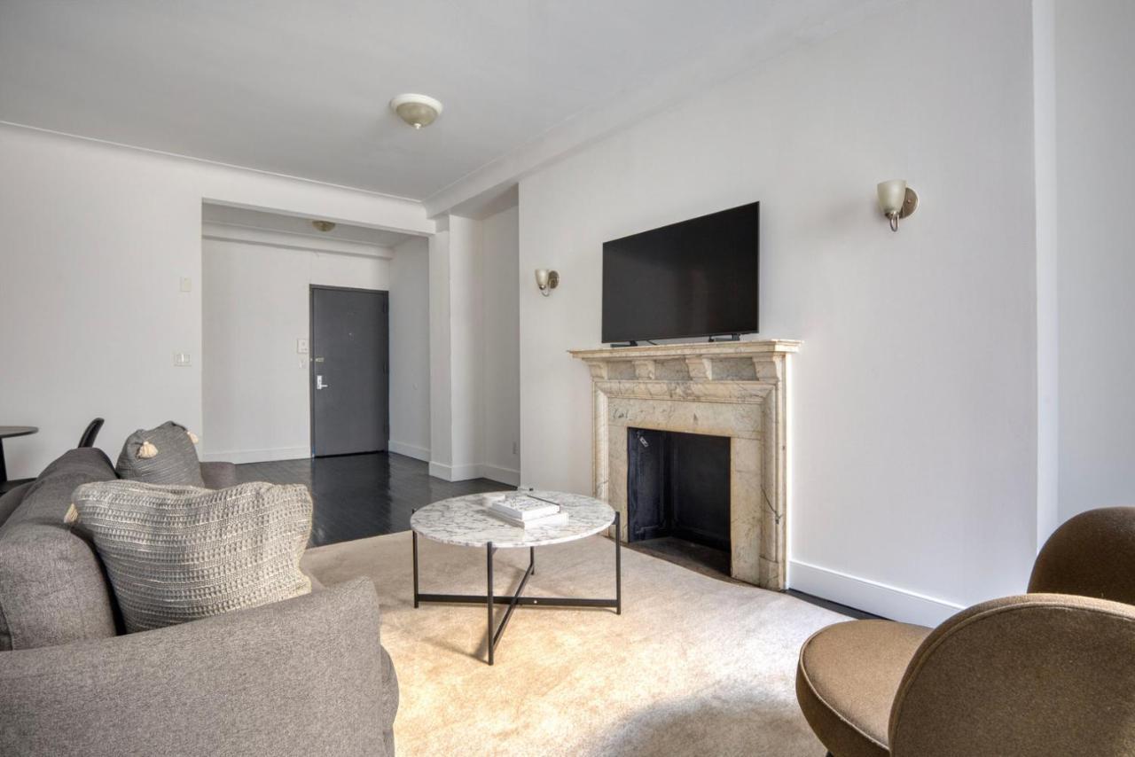 Appartamento Midtown 2Br W Doorman Wd Nr Central Park Nyc-1246 New York Esterno foto