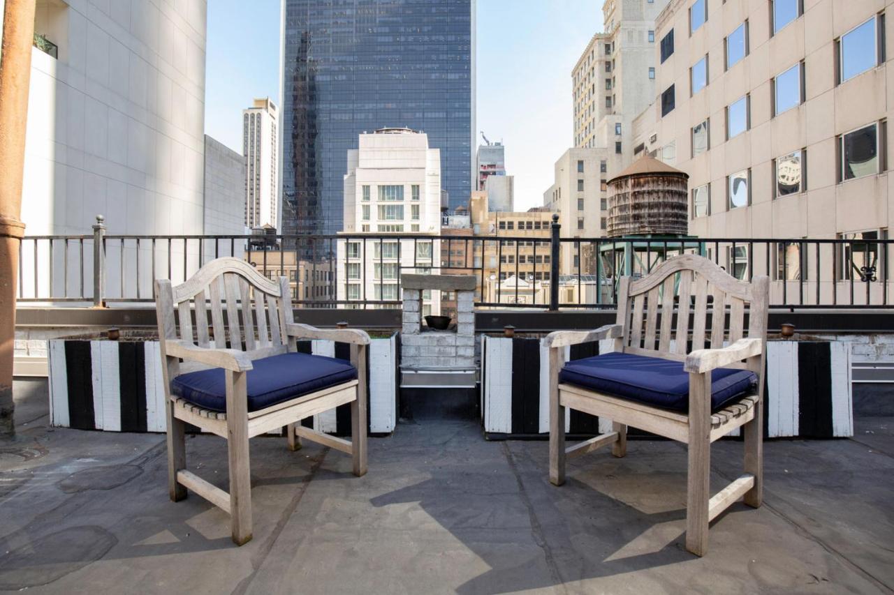 Appartamento Midtown 2Br W Doorman Wd Nr Central Park Nyc-1246 New York Esterno foto